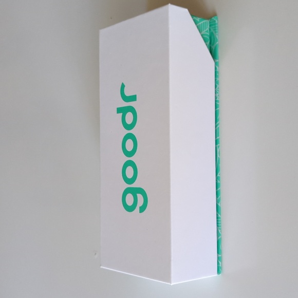 EUC like new Goodr box and eyeglass bag - Picture 4 of 7